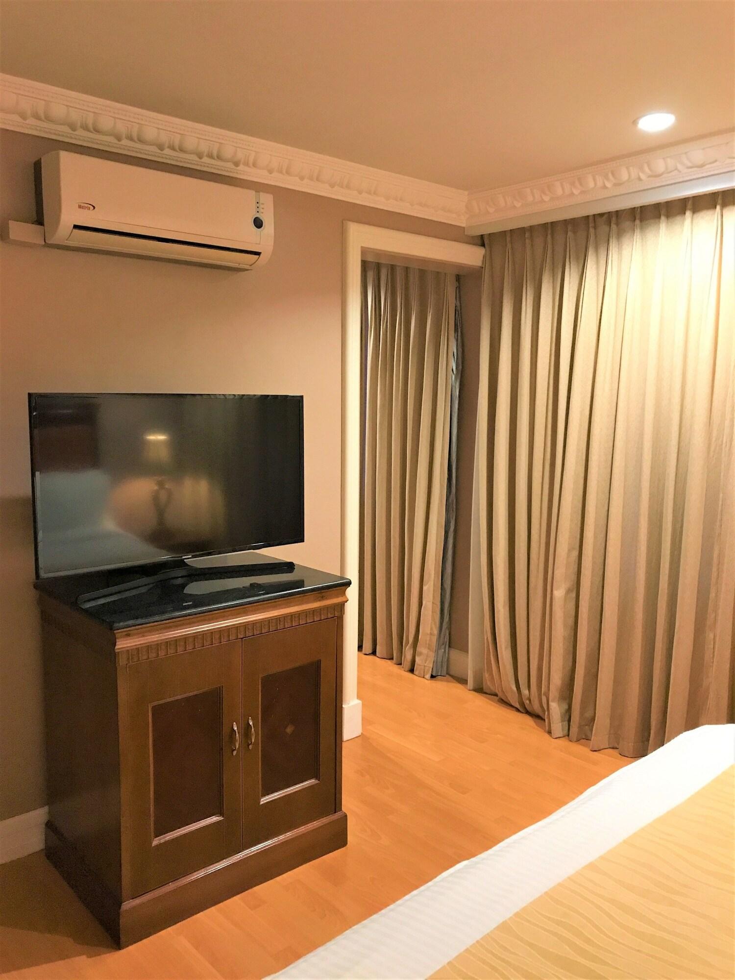 Savannah Resort Hotel Анхелес Экстерьер фото