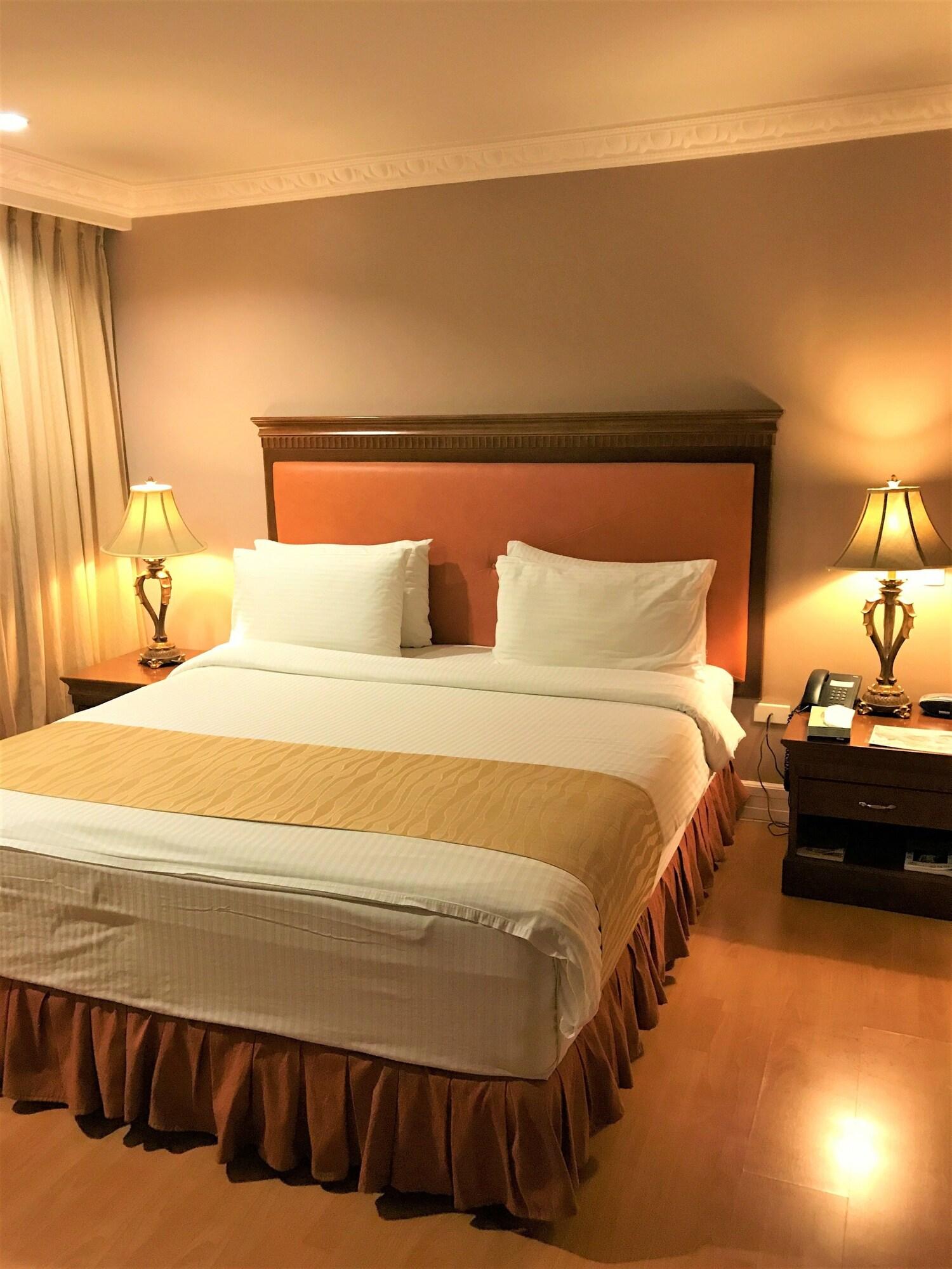Savannah Resort Hotel Анхелес Экстерьер фото