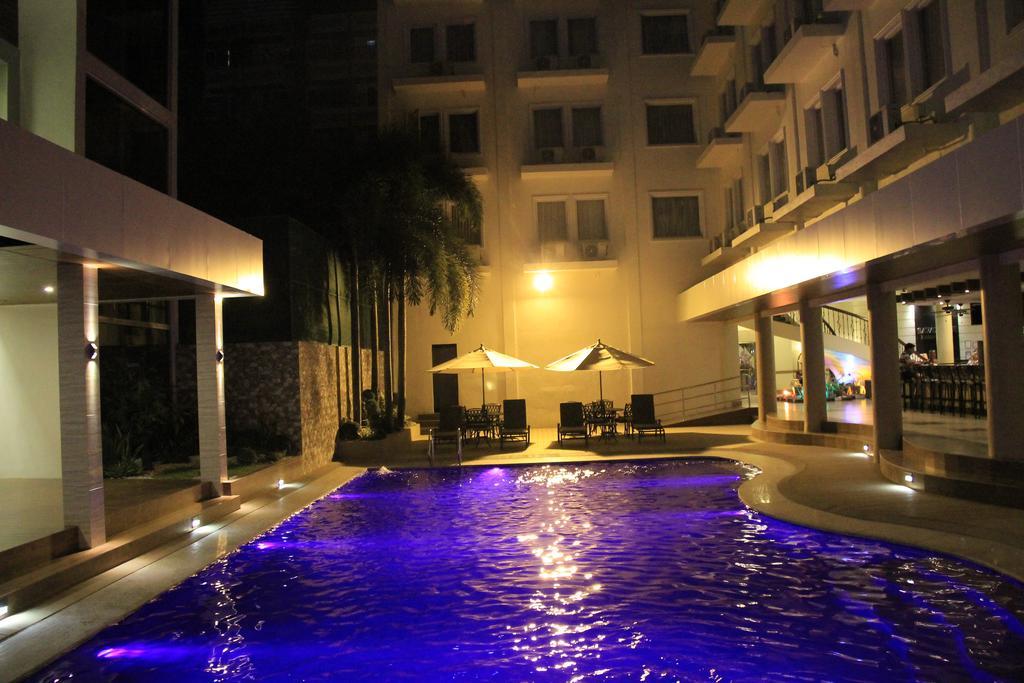 Savannah Resort Hotel Анхелес Экстерьер фото