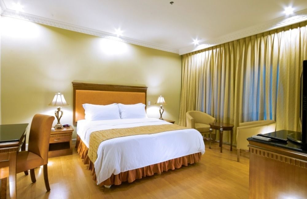 Savannah Resort Hotel Анхелес Экстерьер фото