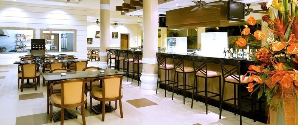 Savannah Resort Hotel Анхелес Экстерьер фото