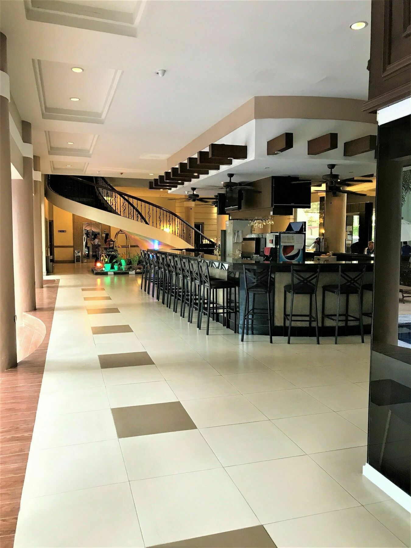 Savannah Resort Hotel Анхелес Экстерьер фото